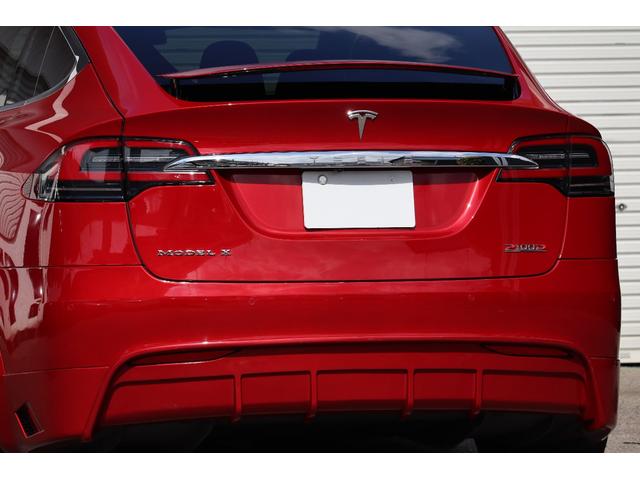 モデルＸ Ｐ１００Ｄ　フルセルフドライビングケイパビリティ　フルエアロ　ファルコンドア　オートドア　ルーディクス＋　６人乗り　セカンドキャプテン　２２インチＡＷ　レッドキャリパー　チャデモアダプター付　スペアキー（21枚目）