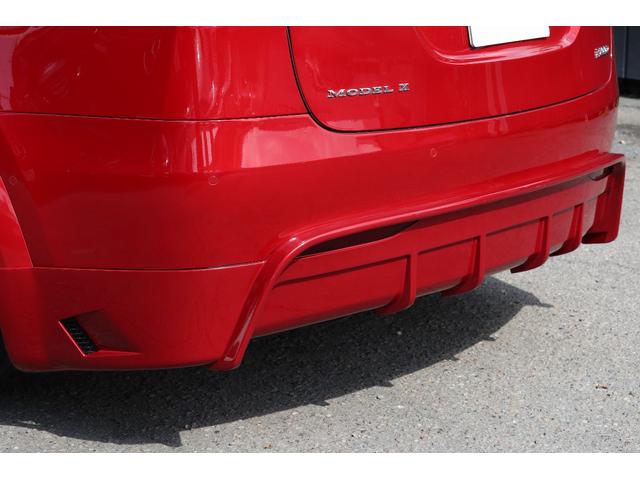モデルＸ Ｐ１００Ｄ　フルセルフドライビングケイパビリティ　フルエアロ　ファルコンドア　オートドア　ルーディクス＋　６人乗り　セカンドキャプテン　２２インチＡＷ　レッドキャリパー　チャデモアダプター付　スペアキー（24枚目）