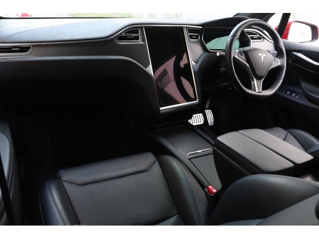 モデルＸ Ｐ１００Ｄ　フルセルフドライビングケイパビリティ　フルエアロ　ファルコンドア　オートドア　ルーディクス＋　６人乗り　セカンドキャプテン　２２インチＡＷ　レッドキャリパー　チャデモアダプター付　スペアキー（26枚目）