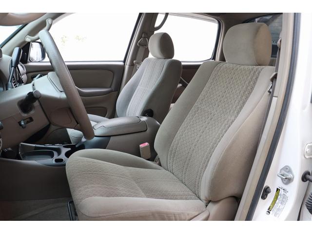 タンドラ ダブルキャブ SR5 新車並行車 リフトアップカスタム 1ナンバー登録 オートチェック確認済み チューブオーバーフェンダー ハードトノカバー 20インチAW オフロードタイヤ キーレス 社外オーディオ(4枚目)