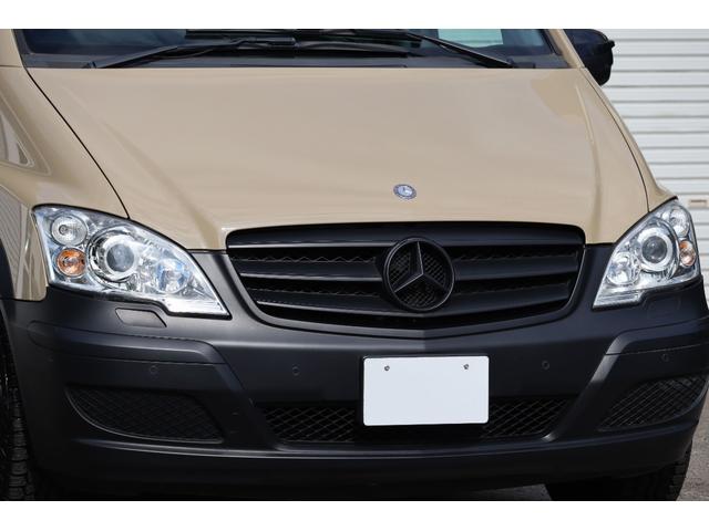 Ｖクラス Ｖ３５０　アンビエンテ　ロング　後期モデル　ロングボディ　アウトドアカスタム仕様　ベージュペイントカラー　ツインサンルーフ　両側電動スライドドア　前後コーナーセンサー　ブラックレザーシート　社外ナビ　フリップダウンモニター（15枚目）