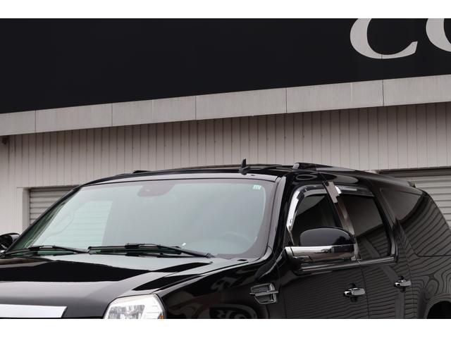 キャデラックエスカレード ESV 1ナンバー ロングボディ 24インチメッキAW セカンドキャプテンシート ブラックレザーインテリア フリップダウンモニター 社外ナビ ヘッドライト国内仕様 サイドステップ キーレス(14枚目)