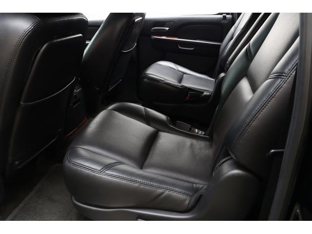 キャデラックエスカレード ESV 1ナンバー ロングボディ 24インチメッキAW セカンドキャプテンシート ブラックレザーインテリア フリップダウンモニター 社外ナビ ヘッドライト国内仕様 サイドステップ キーレス(32枚目)