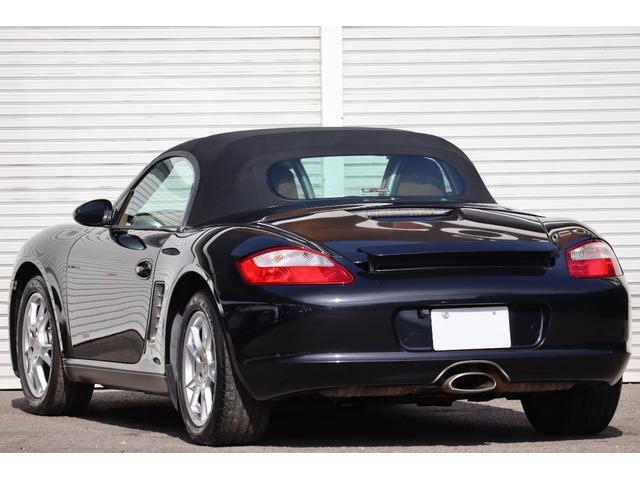 ボクスター ボクスター　電動オープン　ベージュインテリア　黒幌　右ハンドル　ディーラー車　社外ナビ　Ｂｌｕｅｔｏｏｔｈオーディオ　スペアキーレス　シートヒーター（2枚目）