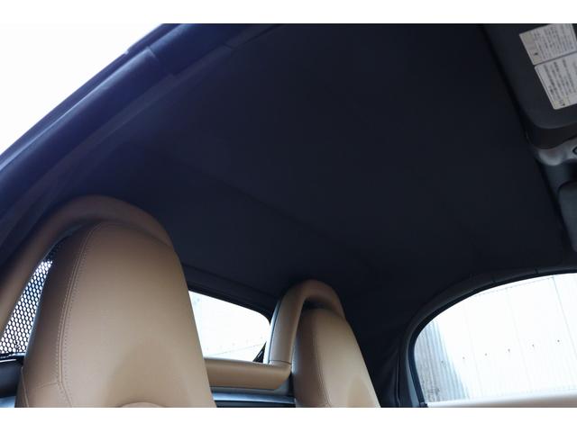 ボクスター ボクスター　電動オープン　ベージュインテリア　黒幌　右ハンドル　ディーラー車　社外ナビ　Ｂｌｕｅｔｏｏｔｈオーディオ　スペアキーレス　シートヒーター（5枚目）