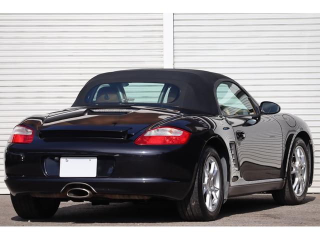 ボクスター ボクスター　電動オープン　ベージュインテリア　黒幌　右ハンドル　ディーラー車　社外ナビ　Ｂｌｕｅｔｏｏｔｈオーディオ　スペアキーレス　シートヒーター（9枚目）