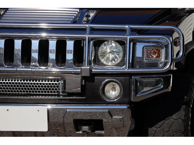 ハマーH2 ラグジュアリーパッケージ 後期モデル バネサス変更済み 3列シート ジオバンナ20AW メッキグリルガード メッキパーツカスタム サイドステップ LEDヘッドライト イルミネーション 黒革シート 社外ナビ(15枚目)