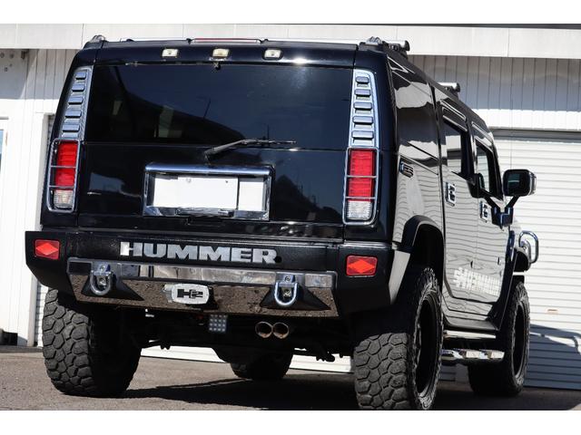 ハマーH2 ラグジュアリーパッケージ 後期モデル バネサス変更済み 3列シート ジオバンナ20AW メッキグリルガード メッキパーツカスタム サイドステップ LEDヘッドライト イルミネーション 黒革シート 社外ナビ(29枚目)