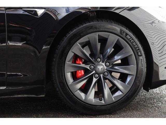 モデルＳ ルーディクラス　パフォーマンス　１オーナー　後期　Ｒａｖｅｎモデル　ＡＷＤ　フルセルフドライビングケイパビリティ　ＡＰ３　ＭＣＵ２　プレミアムコネクティビティー　ルーディクラス＋　パノラマルーフ　レッドキャリパー　ブラックレザー（4枚目）