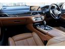 ７４０Ｌｉ　プラスパッケージ　リアエンターテイメント　スカイラウンジパノラマルーフ　コニャックエクスクルーシブナッパレザー　オプション２０インチＡＷ　リアコンフォートパッケージプラス　電動ガラスサンルーフ（26枚目）