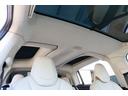 １００Ｄ　ロングレンジモデル　カーボンインテリア　ファルコンウイング　セカンドベンチシート　フルフラット荷室　２０インチグレーホイール　ベージュレザーインテリア　キーレス　オートパイロット（49枚目）