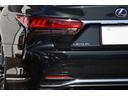 LS500h バージョンL 後期 現行モデル 20インチスパッタリングAW グラファイトブラックガラスフレーク セミアニリン本革 ヘーゼル TVキャンセラー カードキー エンジンスターター ベンチレーション リアパワーシート(23枚目)