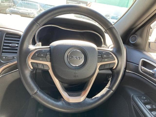リミテッド 認定中古車保証付 整備有 4WD 純正ナビゲーション レザーシート ETC バックカメラ シートヒーター ルーフレール パワーシート 電動リフトゲート 前面衝突軽減ブレーキ エアサスペンション(15枚目)