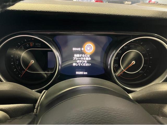 ジープ・ラングラーアンリミテッド ブラック&タン 限定車 認定中古車保証付き AppleCarPlay/AndroidAuto ソフトトップ グロスブラックインストルメントパネル 布製バケットシート バックモニター フロント・リアフォグランプ(34枚目)