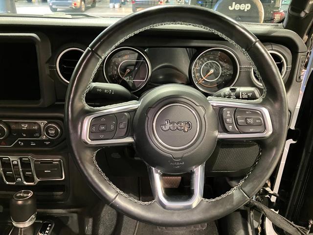 ジープ・ラングラーアンリミテッド サハラ 認定中古車保証 リフトアップパッケージ 左右4本出しマフラー シートヒーター ETC2.0 LEDライト テレビ(フルセグ) バックモニター(29枚目)