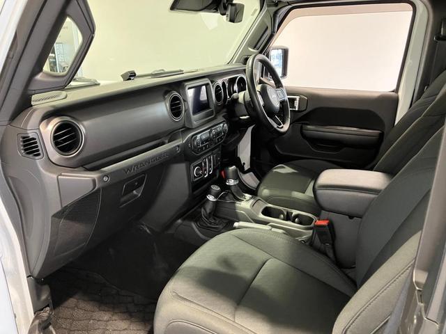 ジープ・ラングラー スポーツ ◇純正ホイール◇LEDヘッドライト◇バックカメラ ◇認定中古車◇整備付き◇アダプティブクルーズコントロール(21枚目)