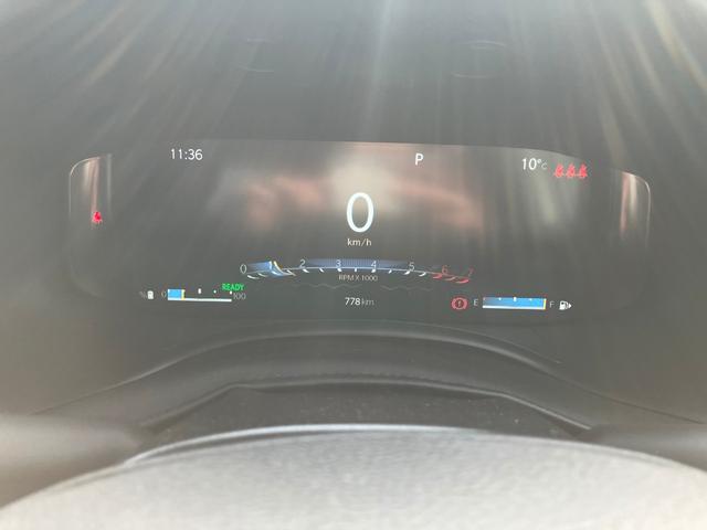 ジープ・レネゲード アルティテュード　ｅ－ハイブリッド　Ｊｅｅｐレネゲード　マイルドハイブリット　試乗車　グレー系　ＡＣＣ　ＥＴＣ２．０　バックモニター　認定中古車　フロントシートヒーター　ステアリングヒーター　運転席パワーシート（33枚目）