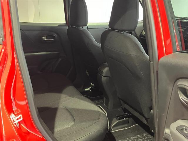 ジープ・レネゲード ロンジチュード　２０２２年レネゲード入荷しました　認定中古車保証　バックモニター　ブラインドスポットモニター（18枚目）