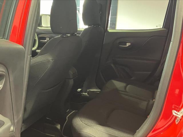 ジープ・レネゲード ロンジチュード　２０２２年レネゲード入荷しました　認定中古車保証　バックモニター　ブラインドスポットモニター（24枚目）