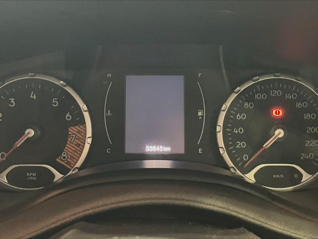 ジープ・レネゲード ロンジチュード　２０２２年レネゲード入荷しました　認定中古車保証　バックモニター　ブラインドスポットモニター（33枚目）