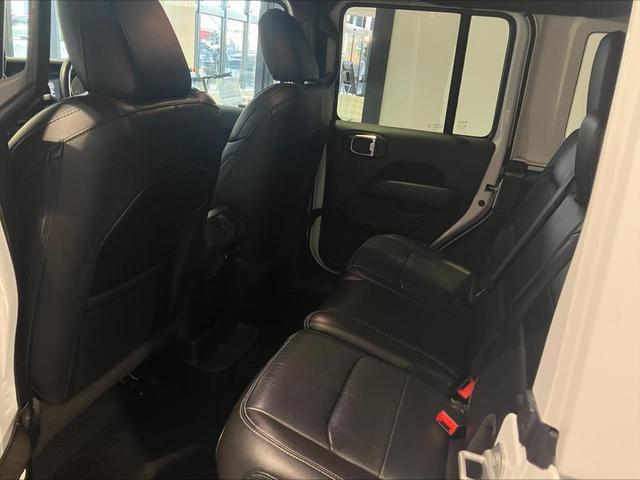 ���㕔���Ȃł��B