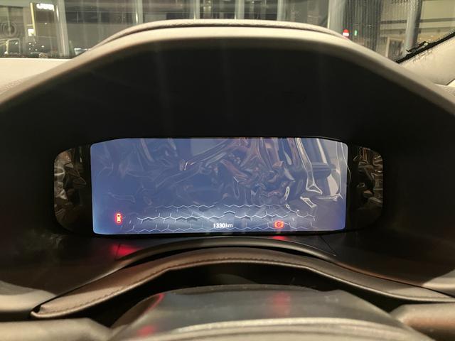 ジープ・レネゲード アルティテュード　ｅ－ハイブリッド　Ｊｅｅｐレネゲード　マイルドハイブリット　試乗車　グレー系　ＡＣＣ　ＥＴＣ２．０　バックモニター　認定中古車　フロントシートヒーター　ステアリングヒーター　運転席パワーシート（34枚目）