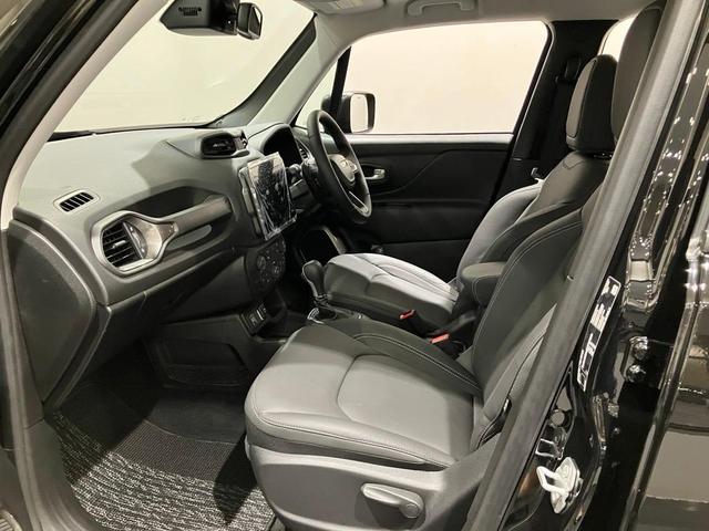 ジープ・レネゲード アルティテュード　ｅ－ハイブリッド　Ｊｅｅｐレネゲード　マイルドハイブリット　試乗車　グレー系　ＡＣＣ　ＥＴＣ２．０　バックモニター　認定中古車　フロントシートヒーター　ステアリングヒーター　運転席パワーシート（20枚目）