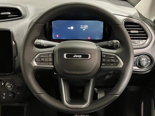 ジープ・レネゲード アルティテュード　ｅ－ハイブリッド　Ｊｅｅｐレネゲード　マイルドハイブリット　試乗車　グレー系　ＡＣＣ　ＥＴＣ２．０　バックモニター　認定中古車　フロントシートヒーター　ステアリングヒーター　運転席パワーシート（28枚目）