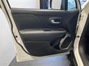 アルティテュード　ｅ－ハイブリッド　Ｊｅｅｐレネゲード　マイルドハイブリット　試乗車　グレー系　ＡＣＣ　ＥＴＣ２．０　バックモニター　認定中古車　フロントシートヒーター　ステアリングヒーター　運転席パワーシート（23枚目）