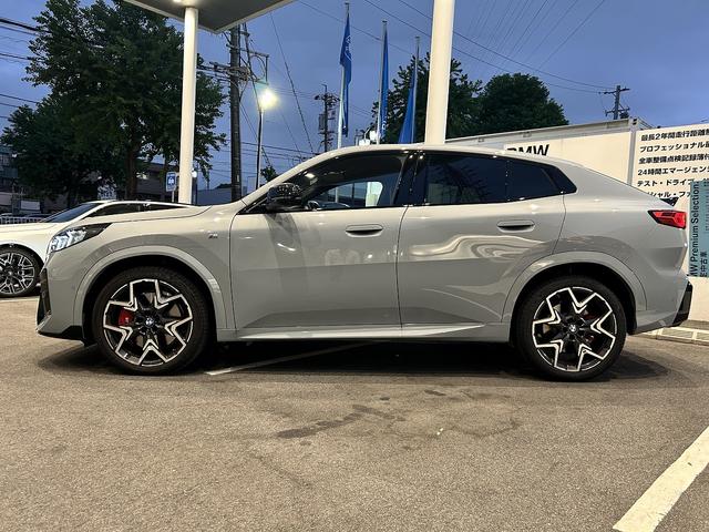 �V�[�g�̗ǂ����a�l�v�̓����̈�B���N�ɂ킽�郈�[���b�p�̈֎q�����ɂ���J�����Ȃ��J�^�`�A�ގ��A�d���Ȃǂ�ǋ��B������Ƒ��肱�܂ꂽ�֎q�͉^�]�ɏW���ł��A���邽�тɃh���C�r���O�̊��т����킦�܂��B