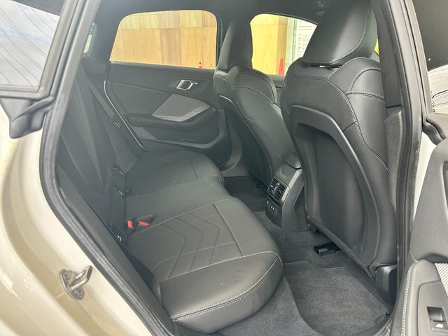 車の詳細は、無料電話００６６−９７０７−６７２３０６までお気軽にお問い合わせください♪