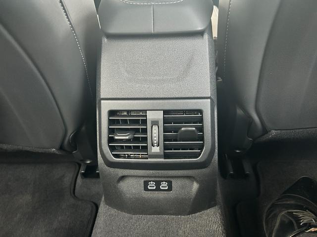 車の詳細は、無料電話００６６−９７０７−６７２３０６までお気軽にお問い合わせください♪