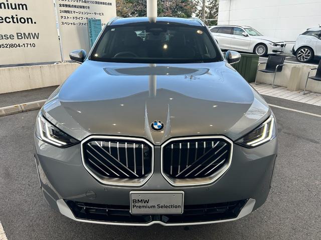 重心低くスポーティな装いの中にも上品さの漂う佇まい。入念に創り上げられたクルマにしか出せない独特の雰囲気を纏う外観は見る者を惹きつけて止みません！お客様の素敵なカーライフをヤナセＢＭＷは応援致します！