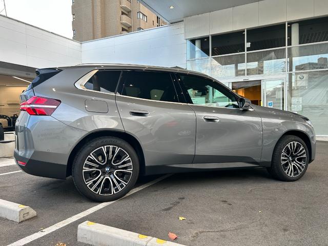 整備費用は車両本体価格に含まれておりますのでヤナセの入念な整備でさらなる安心を。さらに保証付のクルマは保証料も本体価格に含まれております。整備、保証の有無、諸費用まで含めた総合価格でご検討ください！