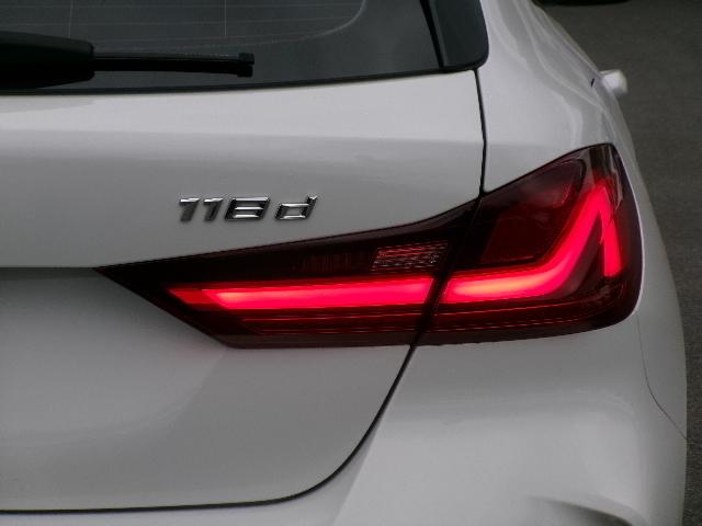 １シリーズ １１８ｄ　Ｍスポーツ　エディションジョイ＋　ナビパッケージ　コンフォートパッケージ　アクティブクルーズコントロール　社外ドライブレコーダー　オートマチックテールゲート　１８ＡＷ　禁煙　１オーナー下取車（15枚目）