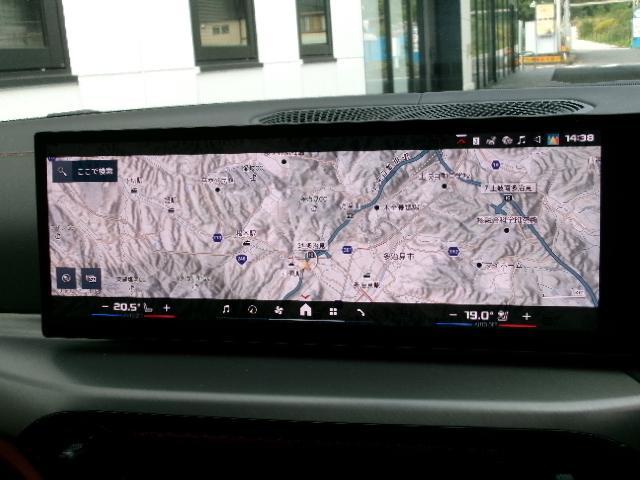 Ｍ３ Ｍ３ツーリング　コンペティション　Ｍ　ｘＤｒｉｖｅ　ＭコンフォートＰＫＧ　エクステンドメリノフィオナレッド革　カーブドディスプレイ　ハーマンカードン　サンプロテクションガラス　オートトランク　禁煙　１オーナー　認定中古車（21枚目）