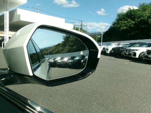 ５シリーズ ５２３ｄ　ｘＤｒｉｖｅ　Ｍスポーツ　１９ＡＷ　コンフォートドライビングＰＫＧ　カーブドディスプレイ　ヘッドＵＰディスプレイ　禁煙　１オーナー　認定中古車（9枚目）
