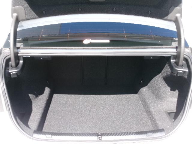 ５シリーズ ５２３ｄ　ｘＤｒｉｖｅ　Ｍスポーツ　１９ＡＷ　コンフォートドライビングＰＫＧ　カーブドディスプレイ　ヘッドＵＰディスプレイ　禁煙　１オーナー　認定中古車（32枚目）