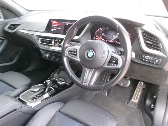 1シリーズ 118d Mスポーツ 18AW 純正HDDナビゲーション バックカメラ オートトランク 電動シート プライバシーガラス 衝突軽減ブレーキ LEDヘッドライト ドライブレコーダー 1オーナー 認定中古車(28枚目)