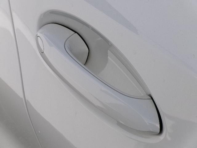 3シリーズ 320d xDriveツーリング Mスポーツ 8AW コンフォートPKG 純正カーブドディスプレイHDDナビゲーション バックカメラ オートトランク LEDヘッドライト 1オーナー 認定中古車(8枚目)