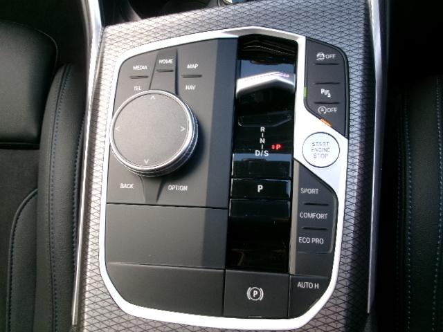 3シリーズ 320d xDriveツーリング Mスポーツ 8AW コンフォートPKG 純正カーブドディスプレイHDDナビゲーション バックカメラ オートトランク LEDヘッドライト 1オーナー 認定中古車(29枚目)