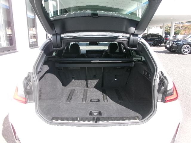 3シリーズ 320d xDriveツーリング Mスポーツ 8AW コンフォートPKG 純正カーブドディスプレイHDDナビゲーション バックカメラ オートトランク LEDヘッドライト 1オーナー 認定中古車(48枚目)