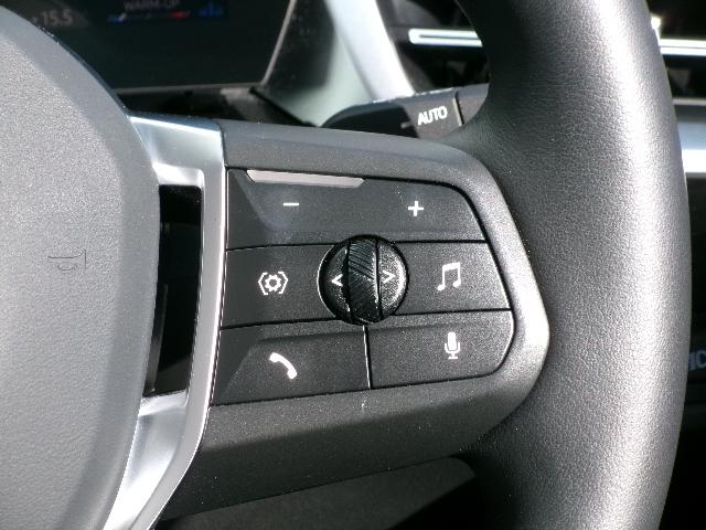 X1 xDrive 20i xライン 18AW タイヤ4本交換 カーブドディスプレイHDDナビ 全方位カメラ ヘッドUPディスプレイ シートヒーター オートトランク LEDヘッドライト 禁煙 1オーナー 認定中古車(19枚目)