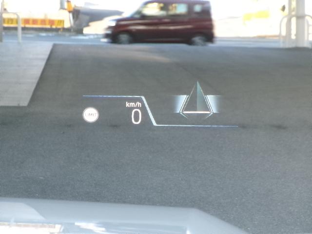 Ｘ１ ｘＤｒｉｖｅ　２０ｄ　ｘライン　１８ＡＷカーブドディスプレイ純正ＨＤＤナビゲーション全方位カメラシートヒーターオートトランクサンプロティションガラスＬＥＤヘッドライト禁煙１オーナー認定中古車（15枚目）