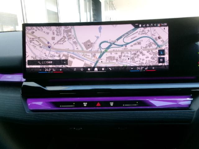 ｉ５ ｅＤｒｉｖｅ　４０ツーリング　Ｍスポーツ　２０ＡＷセレクトＰＫＧパノラマガラスサンルーフハーマンカードンカーブドディスプレイ純正ＨＤＤナビゲーション全方位カメラオートトランクデモカー認定中古車（19枚目）