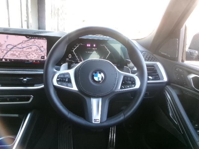 X6 xDrive 35d Mスポーツ 22AWスポーツPKG黒革カーボントリムカーボンミラーカバーハーマンカードンカーブドディスプレイ純正HDDナビゲーション全方位カメラデモカー認定中古車(15枚目)