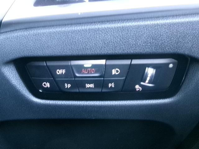 3シリーズ 320d xDriveツーリング Mスポーツ 18AWサウンドPKGハーマンカードンアコースティックガラス純正DTVカーブドディスプレイHDDナビゲーション全方位カメラオートトランクデモカー認定中古車(18枚目)