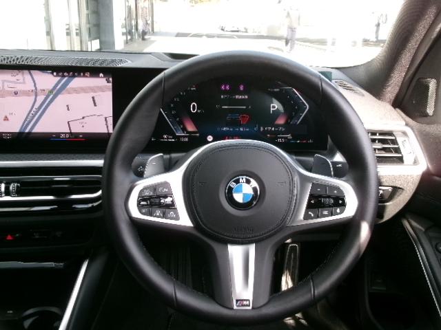 ���S�a�l�v�v���~�A���Z���N�V�����������ł͉���ԁA����Ԃ𒆐S�ɗ����̖��m�Ȏԗ����펞�T�O��W���B�������������h�b����ԂŖ�T���B�X�^�b�t�ꓯ�S��育��������҂����Ă���܂��B