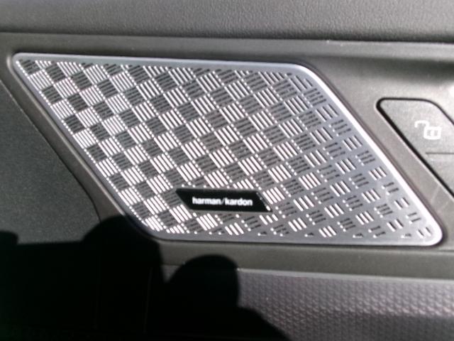 �n�[�}���J�[�h���X�s�[�J�[�t���ł��B