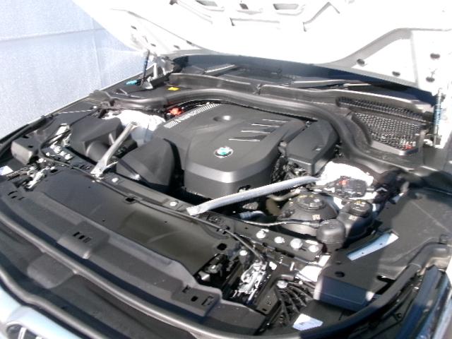 ���S�a�l�v�v���~�A���Z���N�V�����������ł͉���ԁA����Ԃ𒆐S�ɗ����̖��m�Ȏԗ����펞�T�O��W���B�������������h�b����ԂŖ�T���B�X�^�b�t�ꓯ�S��育��������҂����Ă���܂��B